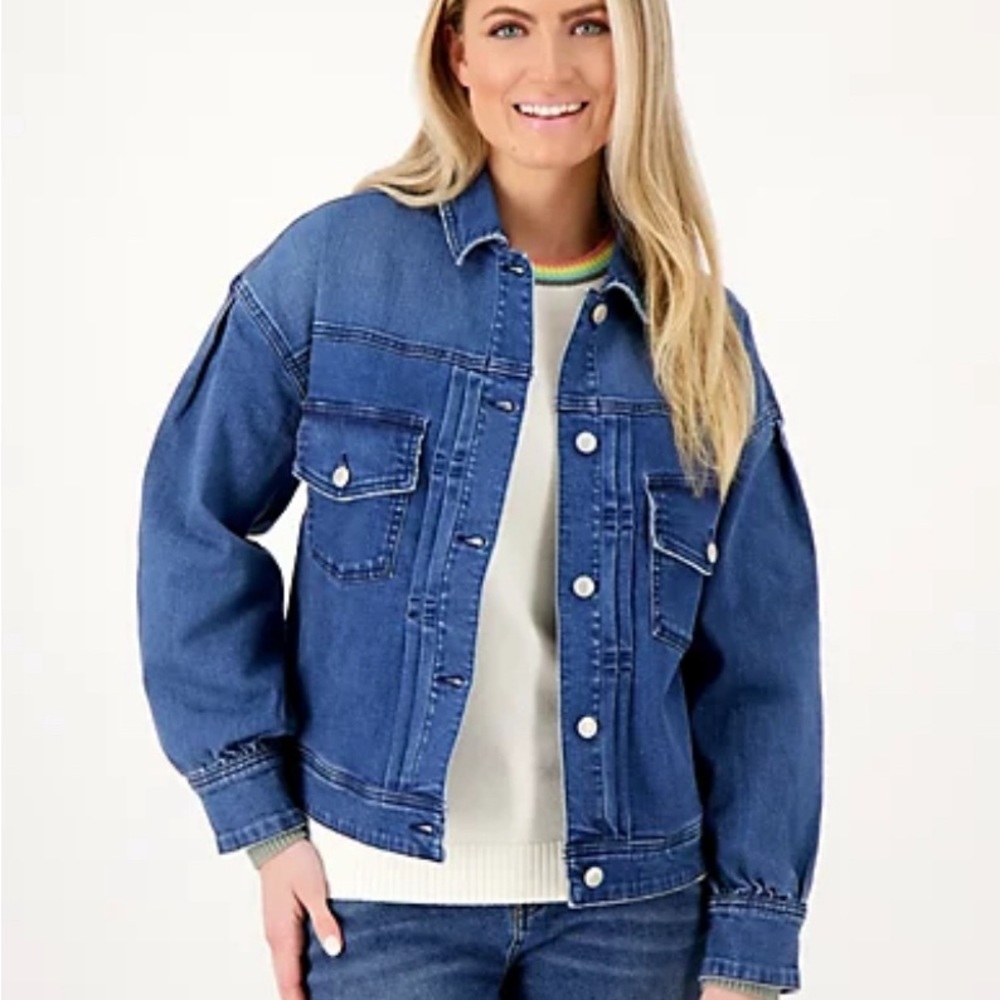 NWOT: Candace Cameron Bure Pacific Denim Pintuck Jean Jacket